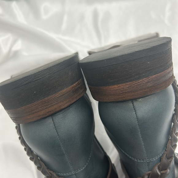 We The Free Dusty Buckle Boots - Sz.40 (8.5) New w some minor scratches - Picture 7 of 14